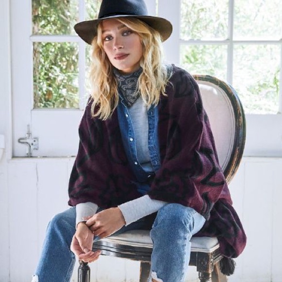 NWOT Cleobella Open front wrap - Picture 2 of 3